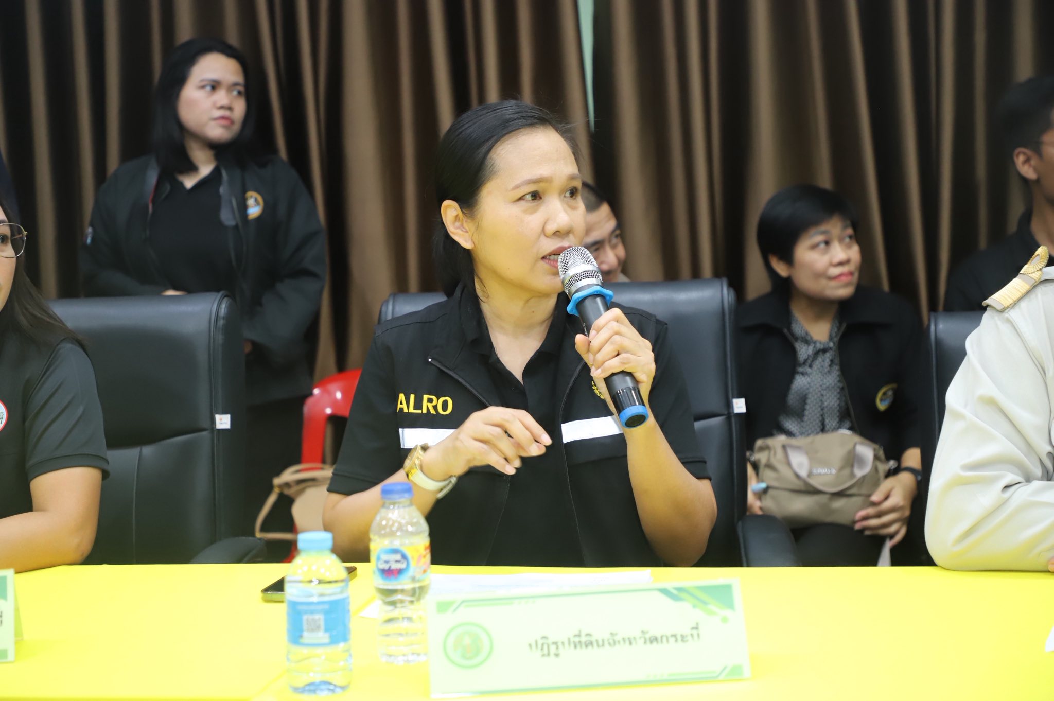 title - ข่าวดีชาวกระบี่ รมช.เกษตรฯ ลงพื้นที่ติดตามโปรเจกต์ยักษ์ ส.ป.ก. เร่งพัฒนาโครงสร้างพื้นฐานแปลงพื้นที่เป้าหมาย คทช. ในเขตปฏิรูปที่ดิน กว่า 4,300 ไร่ มุ่งสร้างอาชีพอย่างยั่งยืน